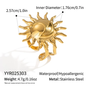 Detail showing measurement and weight of gold sunburst stainless steel ring