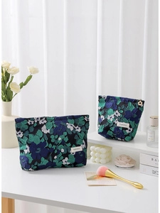 Floral jacquard makeup bag set with vintage blue flowers and elegant metal flower charm