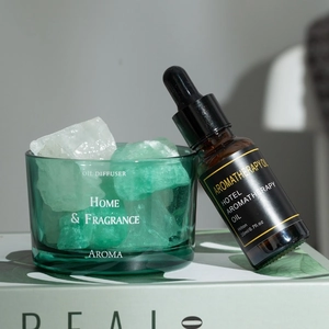 Crystal stone oil diffuser set with green glass bowl and 20ml essential oil bottle