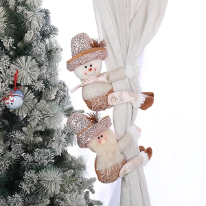 Fibbie per tende natalizie con pupazzo di neve e Babbo Natale su tende bianche