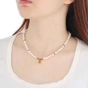 French Vintage Necklace For Women With Imitation Artificial Pearls And Gold Plated Stainless Steel Beads Elegant Geometric Jewelry
