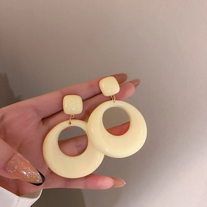 Retro cream resin geometric drop earrings with square stud and thick hollow ring