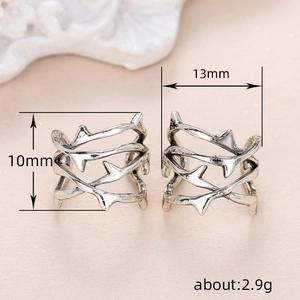 Orecchini punk a polsino in argento stile spine, dimensioni 13mm per 10mm e peso 2,9g