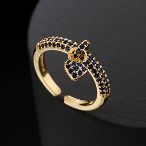 18K gold-plated adjustable ring with shimmering blue zircon heart pendant on base