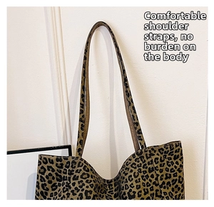 Close-up of leopard print tote bag with long straps and large capacity for women
