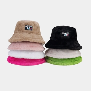 Faux Fur Bucket Hat Women Winter Warm Plush Thick Fisherman Cap With Cute Camera Heart Embroidery Patch Casual Outdoor