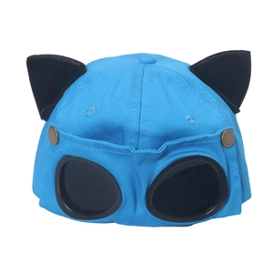 Casquette de baseball pilote bleue avec oreilles de chat et lunettes de soleil intégrées