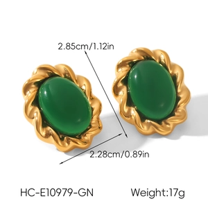 Detail view of retro green oval earrings with gold twisted frame and size measurements