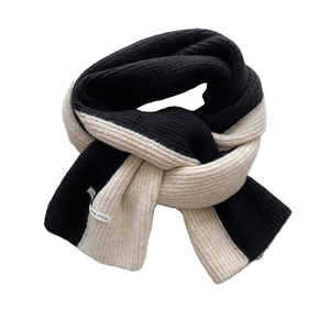 Thick black and beige color-block knitted scarf with warm winter college style design