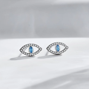 Boucles d'oreilles Evil Eye en argent 925 avec zircon bleu et pierres pavées claires