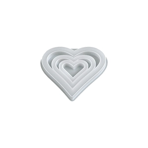 Lot de quatre moules en silicone en forme de cœur imbriqués pour création en résine