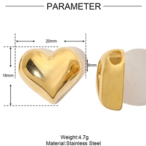 Detailed dimensions of a golden heart stainless steel pendant with crystal accents