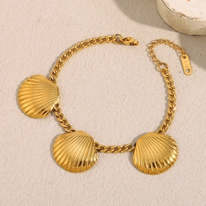 Scallop Shell Pendant Bracelet 18K Gold Plated Stainless Steel Curb Chain Summer Beach Ocean Style For Women