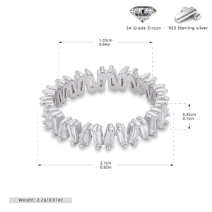 Detailed view of 925 sterling silver V-shape ring with dimensions and 5A zircon inlay