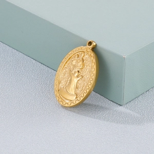 Vintage oval gold-plated stainless steel Virgin Mary pendant necklace for women