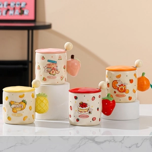 Cute ceramic fruit mugs set with peach strawberry and orange patterns with lids and spoons