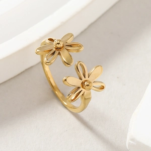 Elegant gold double flower open adjustable ring made of polished stainless steel