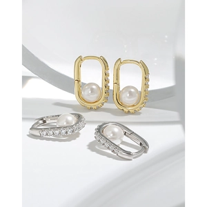Minimalist S925 sterling silver oval earrings with pearl and zircon in gold and silver