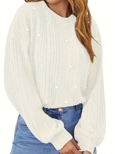 Pull en tricot blanc pour femme avec perles, manches lanternes et texture côtelée