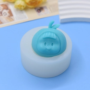 DIY silicone mold for apple-head figurines and scented plaster craft decoration