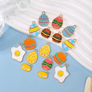 Bunte Anhänger aus Legierung für DIY-Schmuck und Schlüsselanhänger zu Ostern