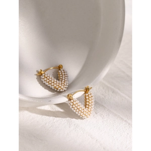 Elegant 18k gold plated V-shaped stainless steel earrings with premium white pearls