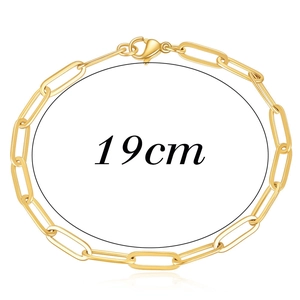 Detail shot of a 19cm gold paperclip chain bracelet with a secure lobster clasp