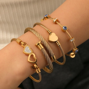 Bracelet Câble En Acier Inoxydable Cœur Mauvais Œil Strass Fil Torsadé Jonc Ajustable Pour Femme Bijoux