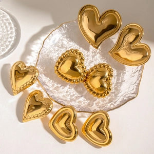 Stainless Steel Heart Earrings With Cubic Zirconia Gold Plated Twisted Edge Hoop Waterproof Hypoallergenic For Women