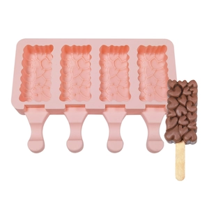 Moule à glace en silicone rose à 4 cavités avec motifs de cœurs pour glaces DIY