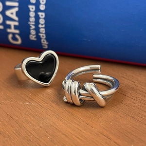 S925 sterling silver heart black agate ring and twisted knot band for women