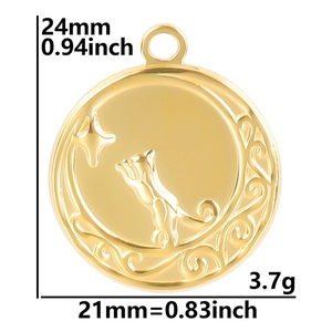 Detail showing dimensions of golden cat and moon relief pendant in 18k stainless steel