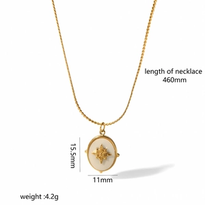 18k gold star and moon shell pendant necklace with size measurements 15.5mm by 11mm