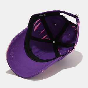 Casquette de baseball en coton violet graffiti avec détails intérieurs réglables