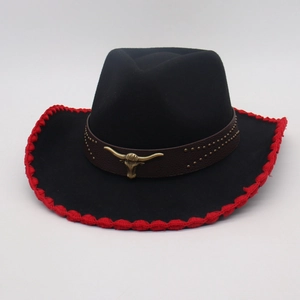 Sombrero fedora de jazz occidental negro clásico con ribete rojo y adorno de cabeza de toro