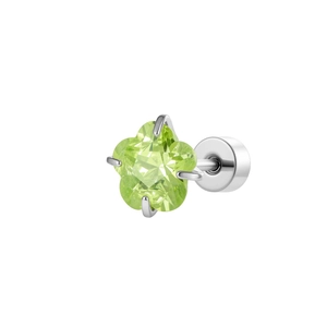 Boucle d'oreille fleur en argent avec une pierre verte sur un fond blanc épuré