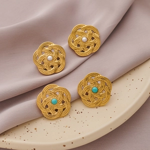 Orecchini A Lobo Vintage Trama Intrecciata Fiori Acciaio Inossidabile Placcato Oro 18K Intarsiato Turchese Perla Artificial Per Donna