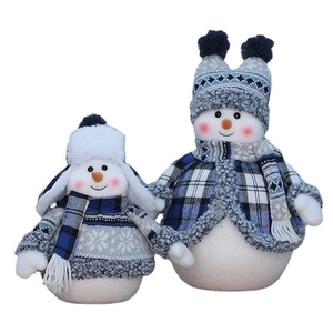 Set di due pupazzi di neve natalizi a quadri blu per decorazione festiva della tavola