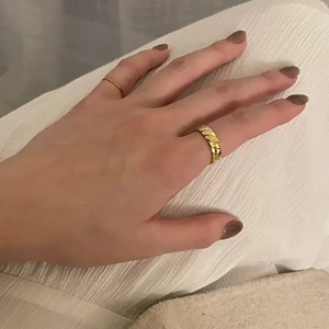 Classic 18K gold plated stainless steel croissant dome ring set for women
