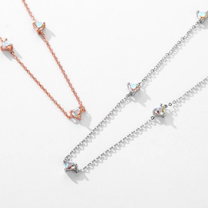 Elegant S925 silver heart necklaces in rose gold and silver with iridescent zircons