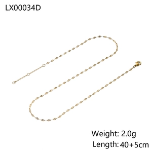 Macro detail of a 2g golden snake bone chain with heart clasp and 40+5cm extension