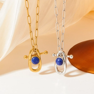 Colliers trombone vintage en or et argent avec pendentifs en pierre de lapis-lazuli