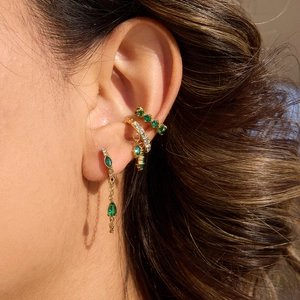 Classic 18K gold stainless steel earrings set with sparkling green zircon stones