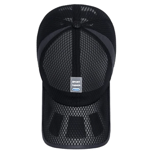 Hochwertige atmungsaktive schwarze Mesh-Baseballkappe mit modischem Sport-Aufnäher
