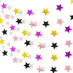 Detail von glitzernden Sternengirlanden in Violett, Gold und Pink für Partys