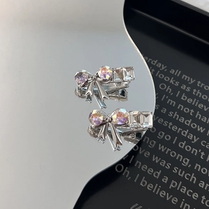 Sparkling crystal bow hair clips with silver alloy finish for princess hairstyle styling