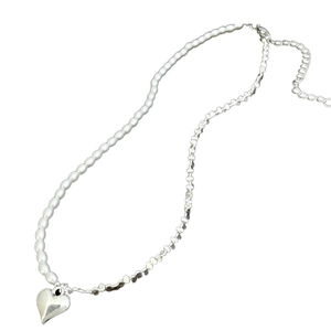 Elegant heart pendant necklace featuring split design of silver chain and white pearls