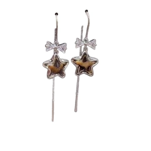 Elegante lange Silberohrringe mit Strassschleife und funkelnden Stern-Anhängern für Damen