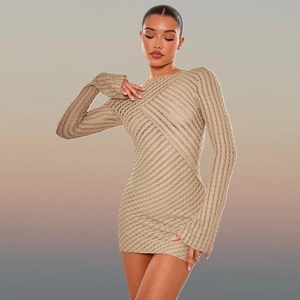 Robe Courte Moulante Femme Tricot Texturé Manches Longues Col Rond Couleur Unie Style Gothique Street Coupe Ajustée