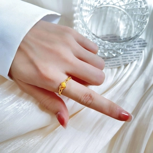 Elegant gold heart chain ring for women in minimalist linked geometric style